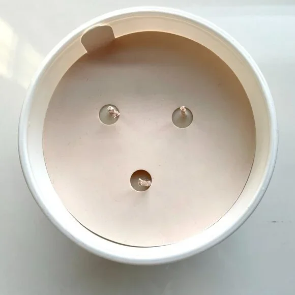 Trina Turk Soulful Spice Scented Candle - Picture 2 of 3